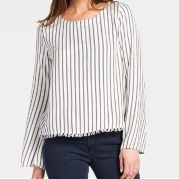 Cloth & Stone / Anthropologie Striped Back Buttoned Fringe Hem Bell Sleeve Top - Picture 2 of 11